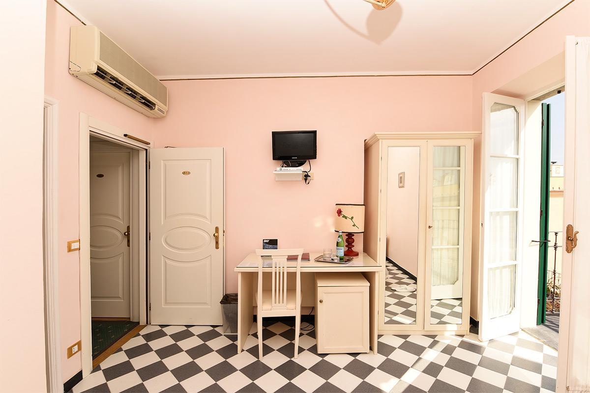Hotel Splendid Mare لايقويليا المظهر الخارجي الصورة